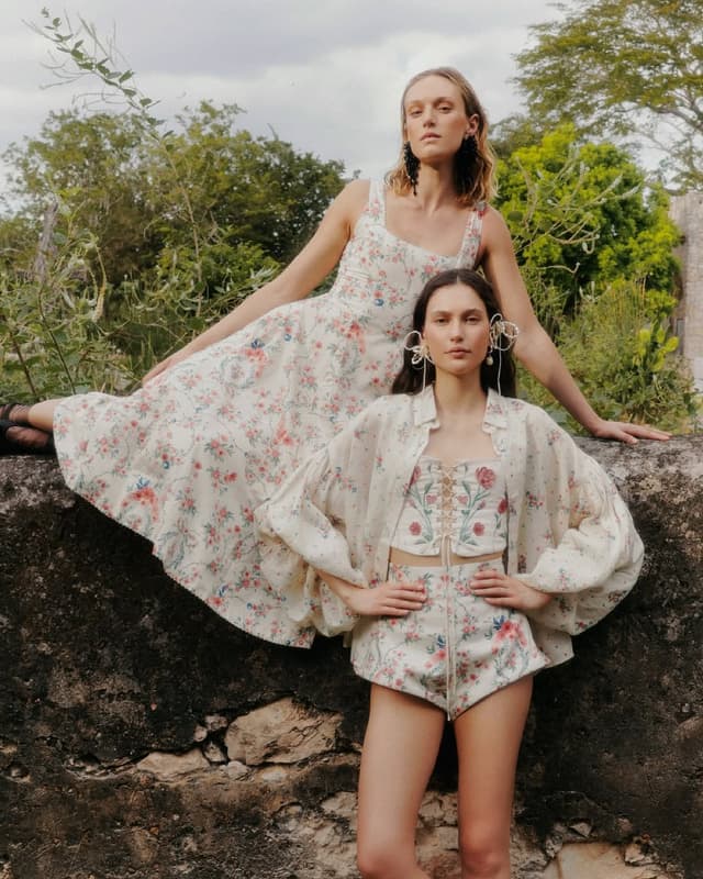 Agua by Agua Bendita