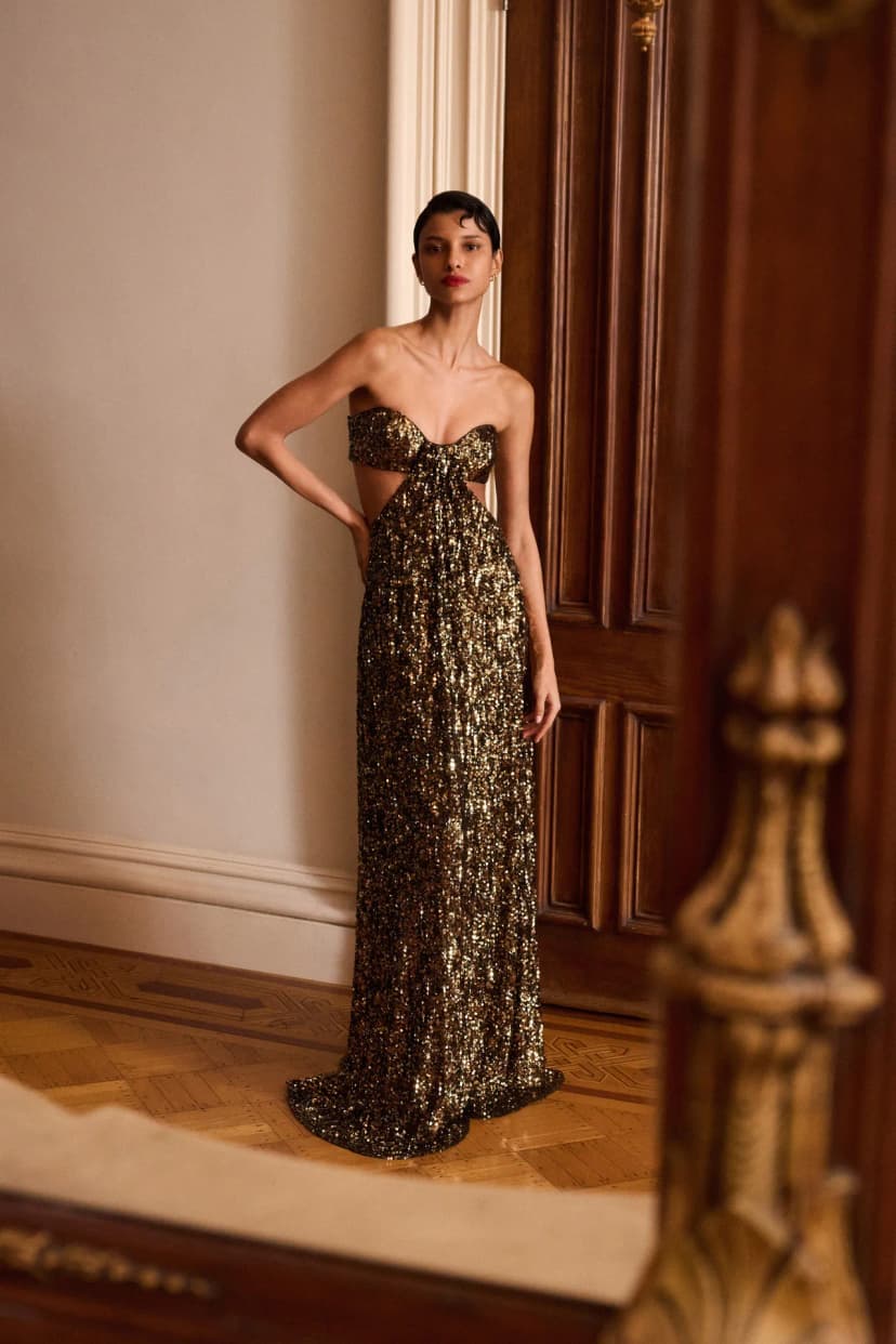 BCBGMAXAZRIA brand image